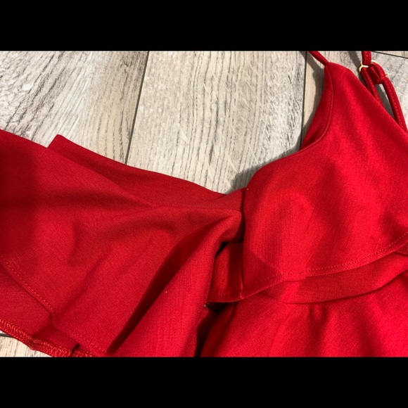 Studio F red top - Picture 6 of 9